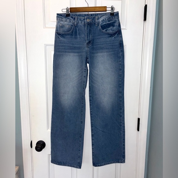 Denim - Unbranded Mid Rise Medium Wash Straight Wide Jeans